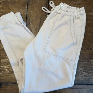 Women’s Joggers in Beige